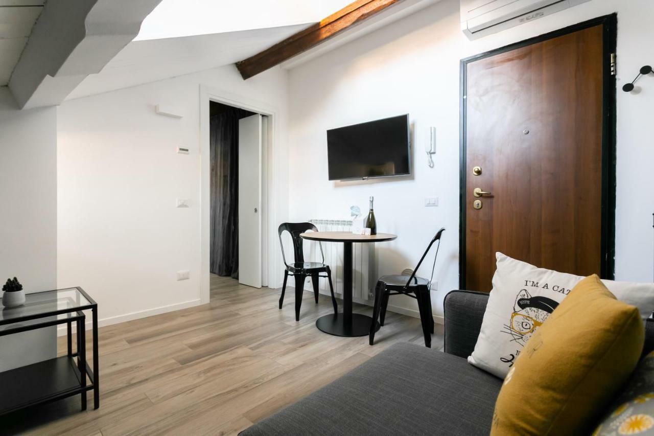 Milano Apartments Darsena Exterior photo